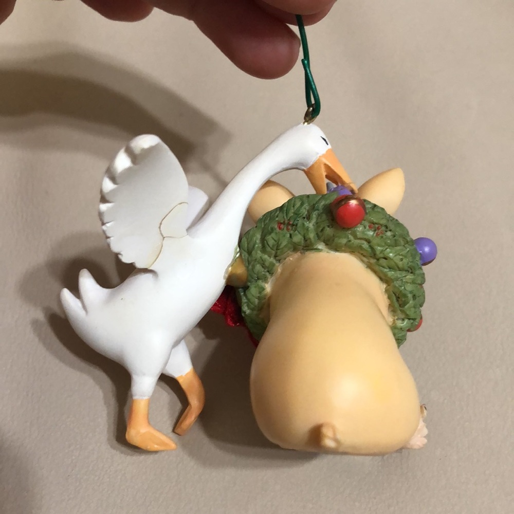 Babe Pig Ornament - Picture 3 of 3